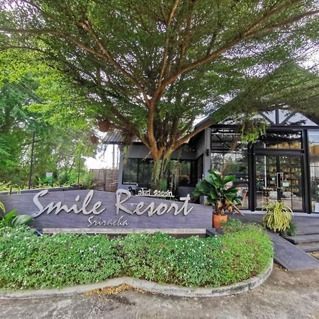 Smile Resort Sriracha Si Racha Eksteriør billede